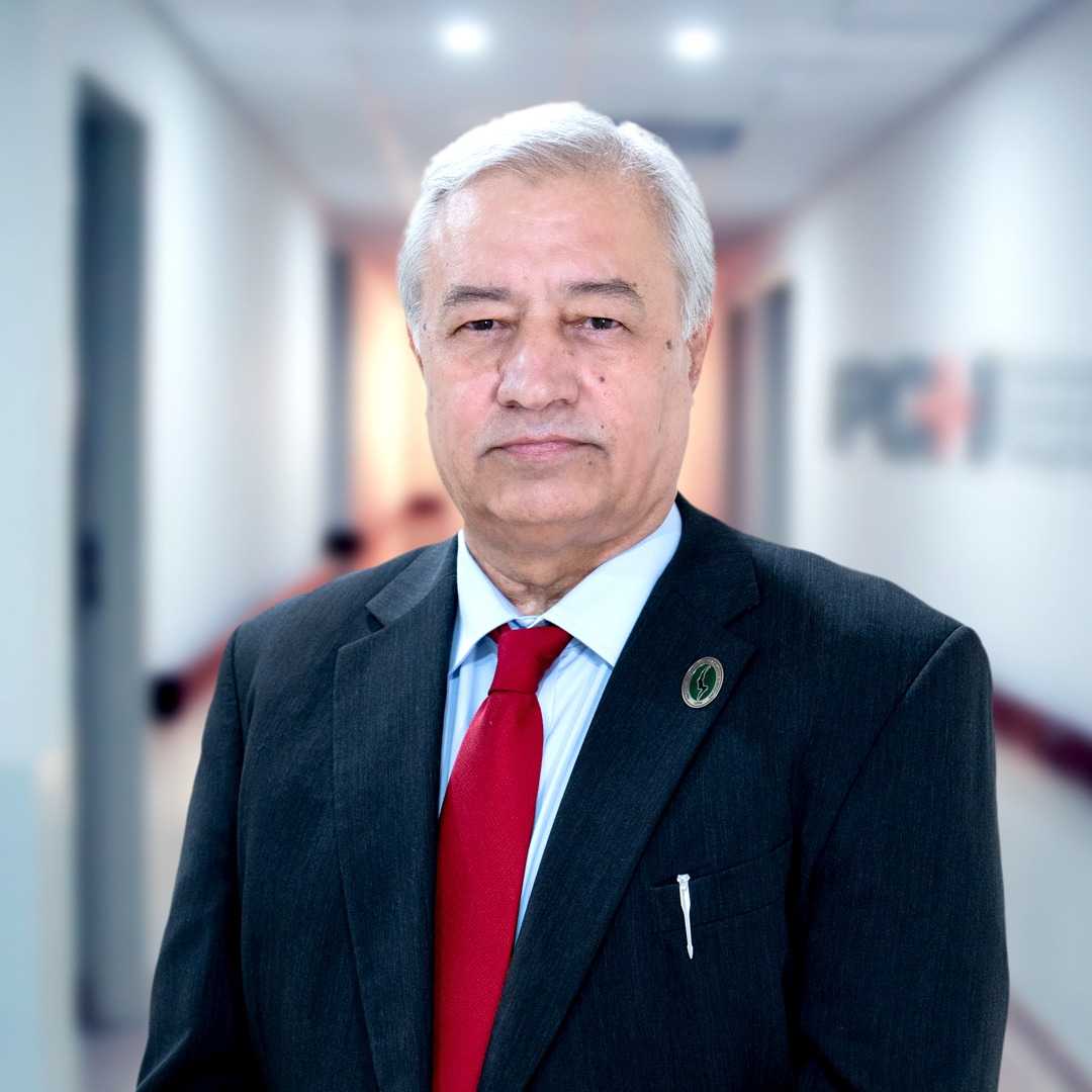 Portrait of Dr. Tahir